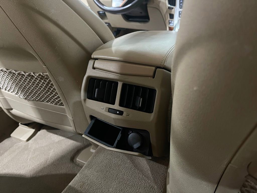 Used 2013 Cadillac CTS Premium image 30