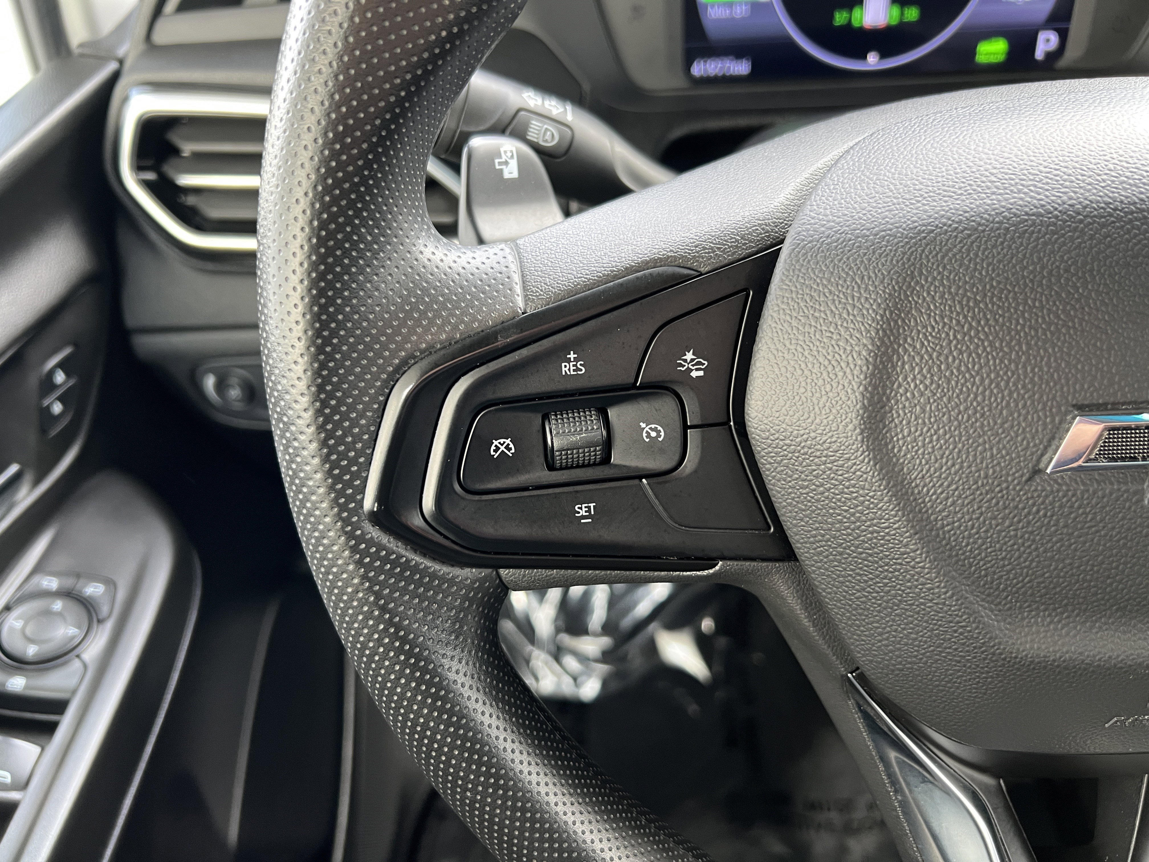 Certified 2023 Chevrolet Bolt LT w/ Driver Confidence Package image 26