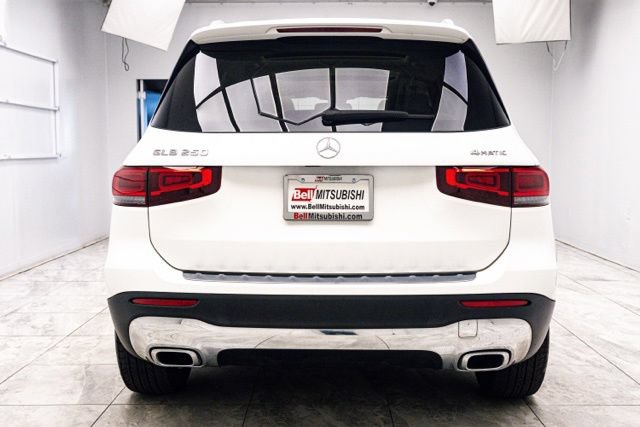 Used 2022 Mercedes-Benz GLB 250 4MATIC image 8
