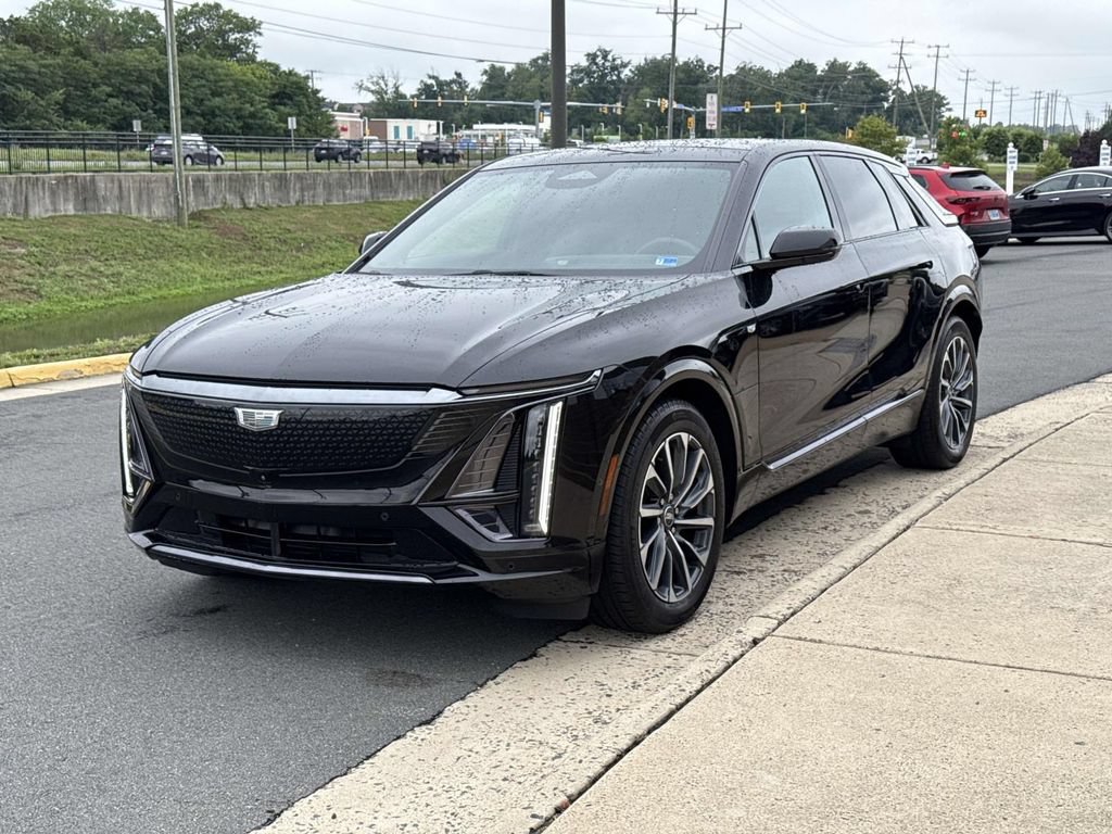 Certified 2024 Cadillac Lyriq Sport AWD/4WD image 21