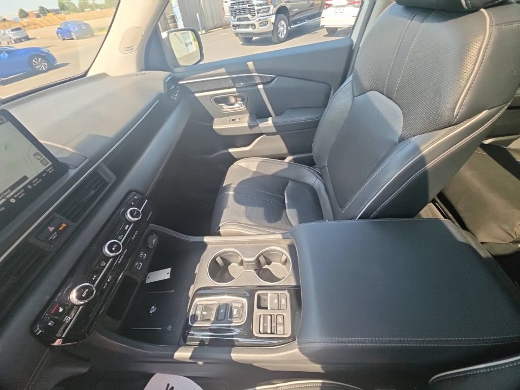 Certified 2023 Honda Pilot Elite image 24
