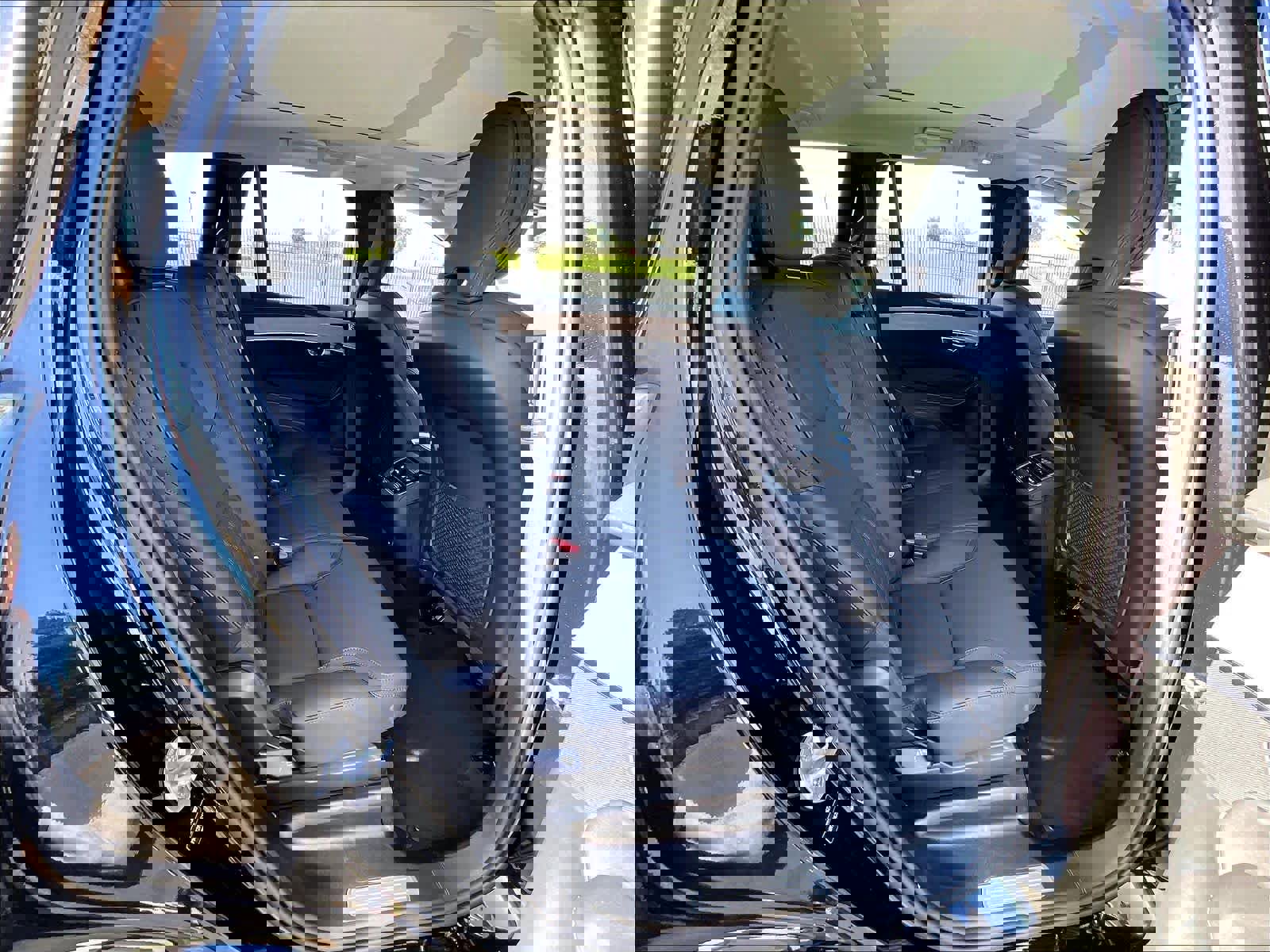 Used 2025 Volvo XC90 B5 Core w/ Protection Package Premier image 30