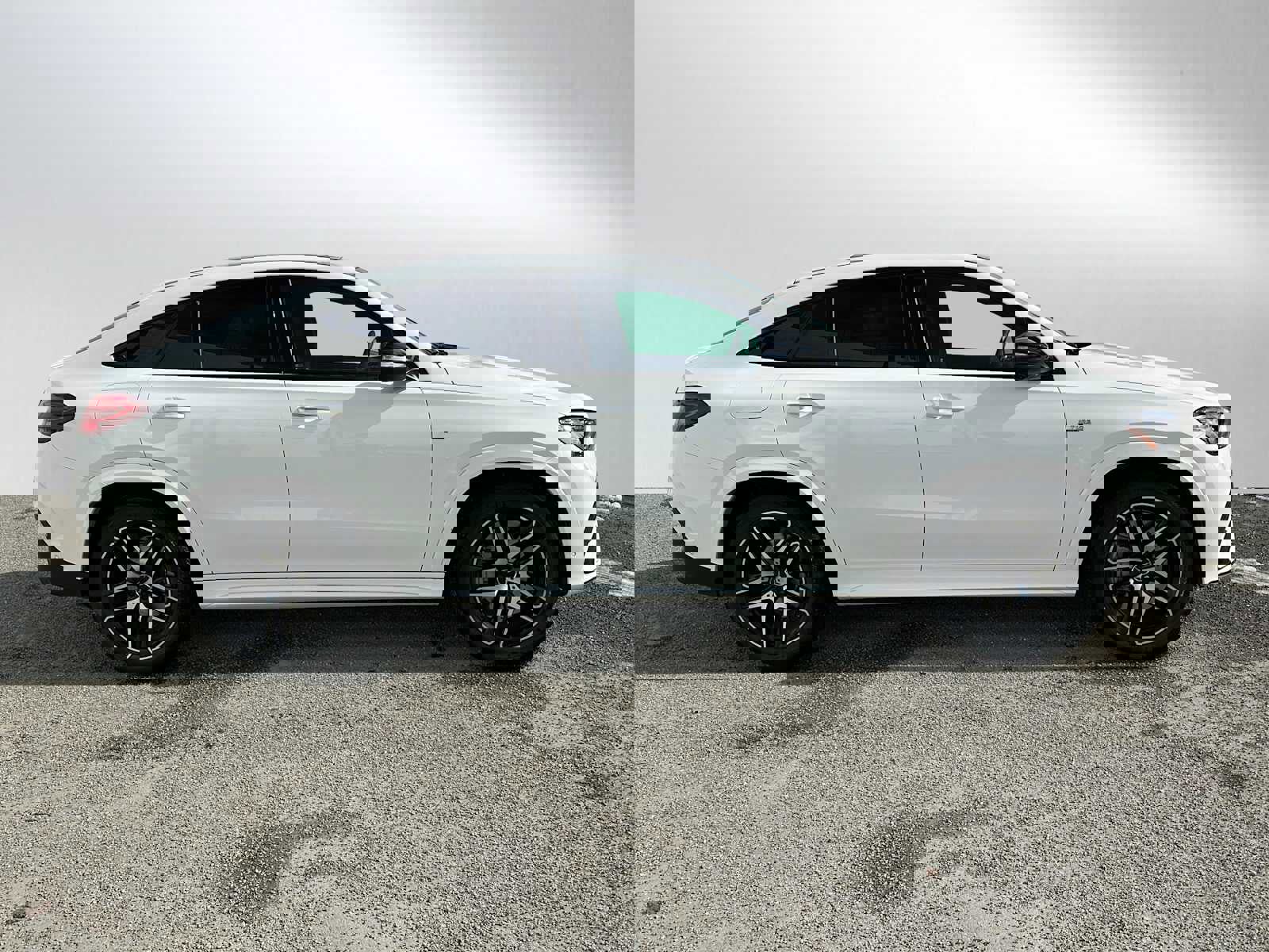 Used 2026 Mercedes-Benz GLE 53 AMG 4MATIC Coupe image 2