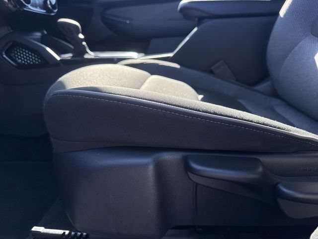 Used 2025 Chevrolet TrailBlazer LT AWD/4WD image 12