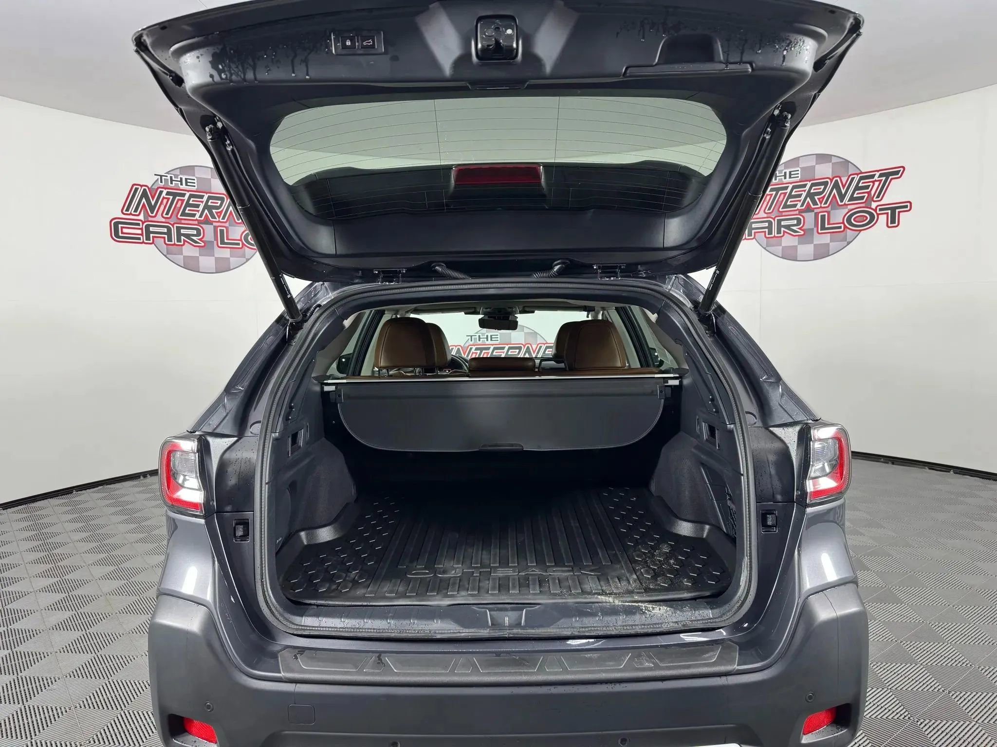 Used 2024 Subaru Outback Touring image 29