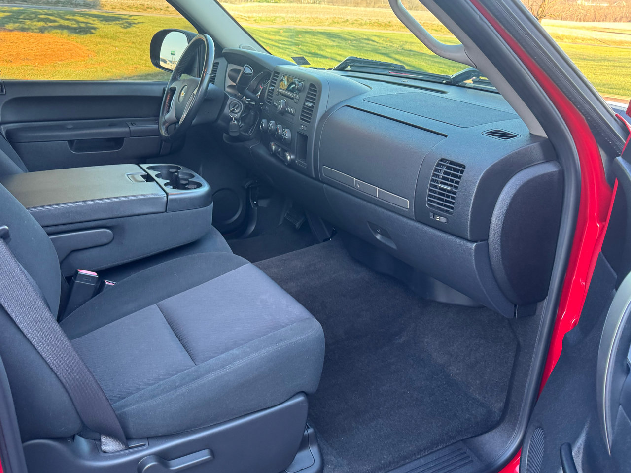 Used 2011 Chevrolet Silverado 1500 LT image 7