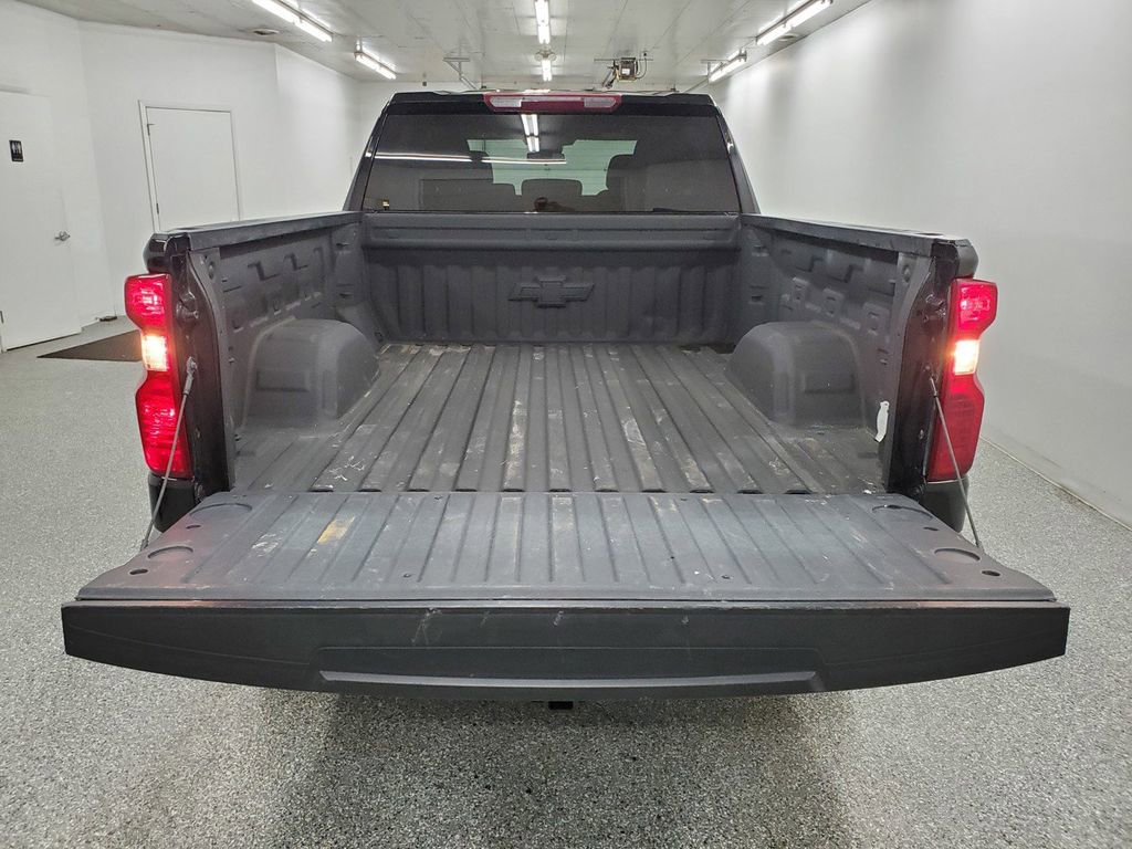 Used 2023 Chevrolet Silverado 1500 LT w/ Protection Package image 6