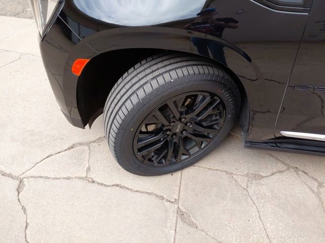 Used 2023 GMC Yukon Denali image 40