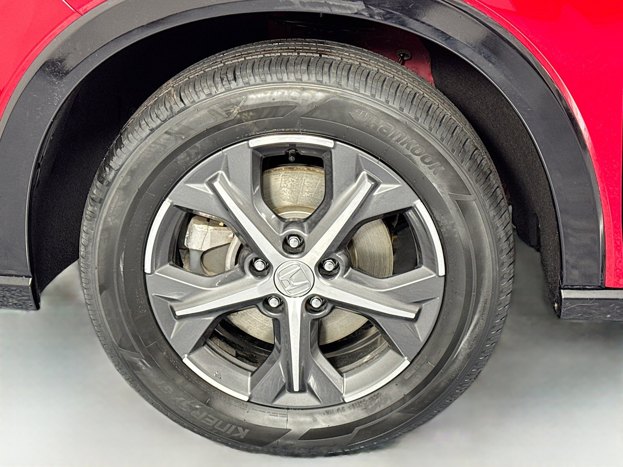 Certified 2024 Honda HR-V EX-L image 30