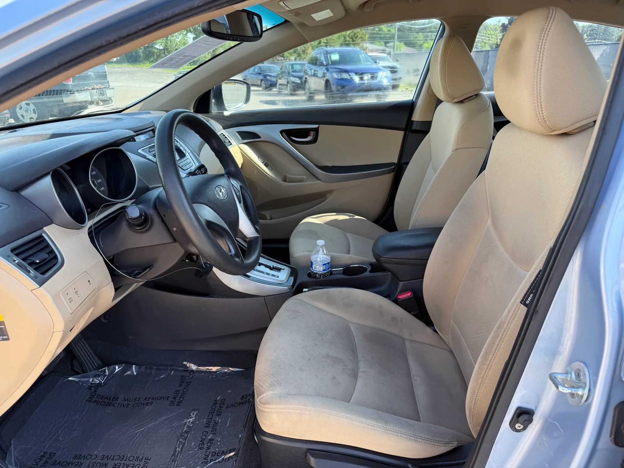 Used 2012 Hyundai Elantra GLS image 2