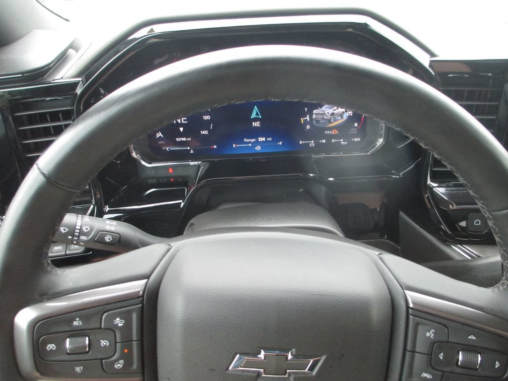Certified 2026 Chevrolet Silverado 2500 ZR2 AWD/4WD image 36