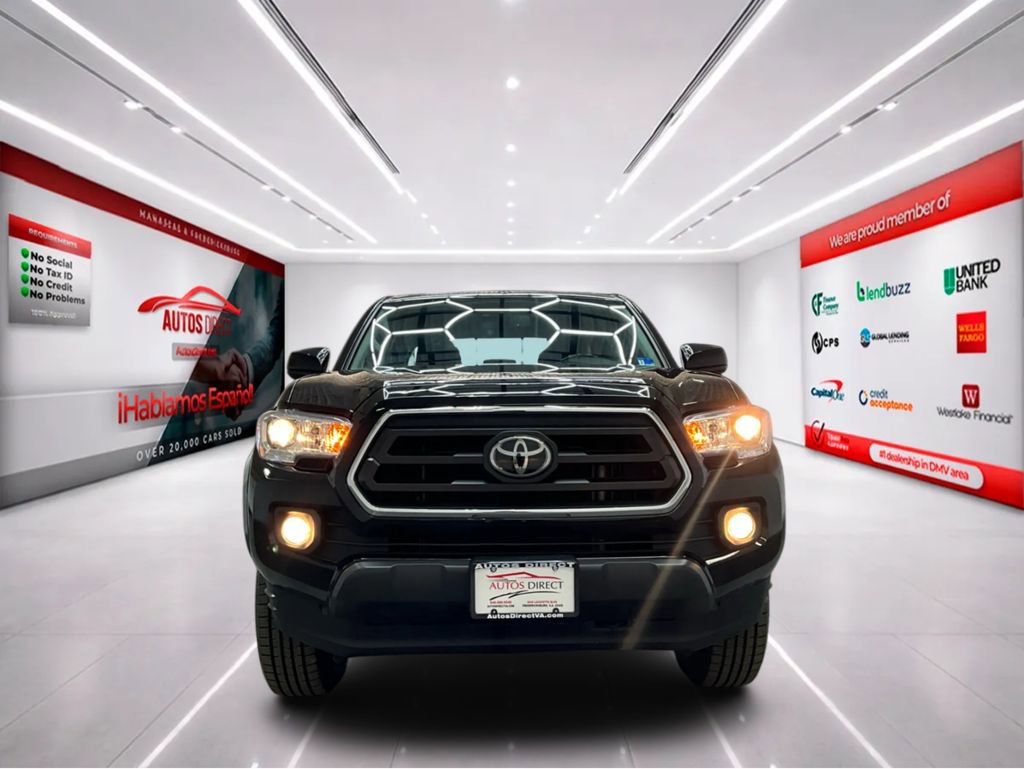 Used 2023 Toyota Tacoma SR5 AWD/4WD image 3