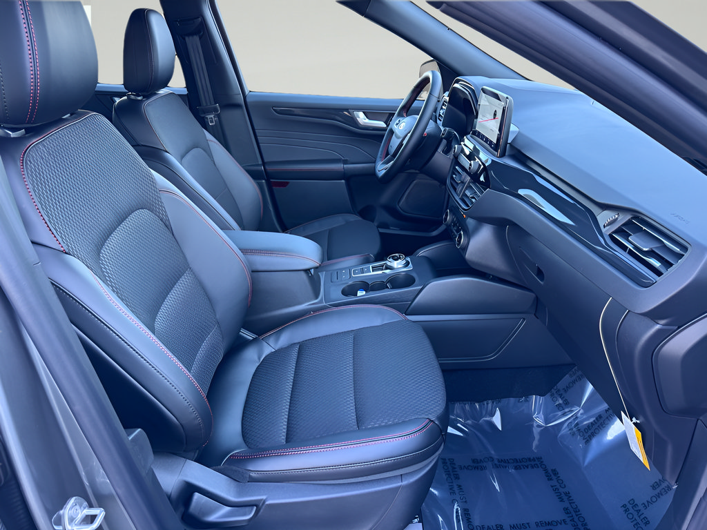 New 2026 Ford Escape ST-Line w/ Cold Weather Package FWD image 26