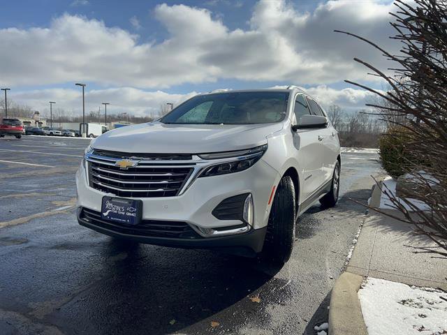 Used 2024 Chevrolet Equinox Premier image 3
