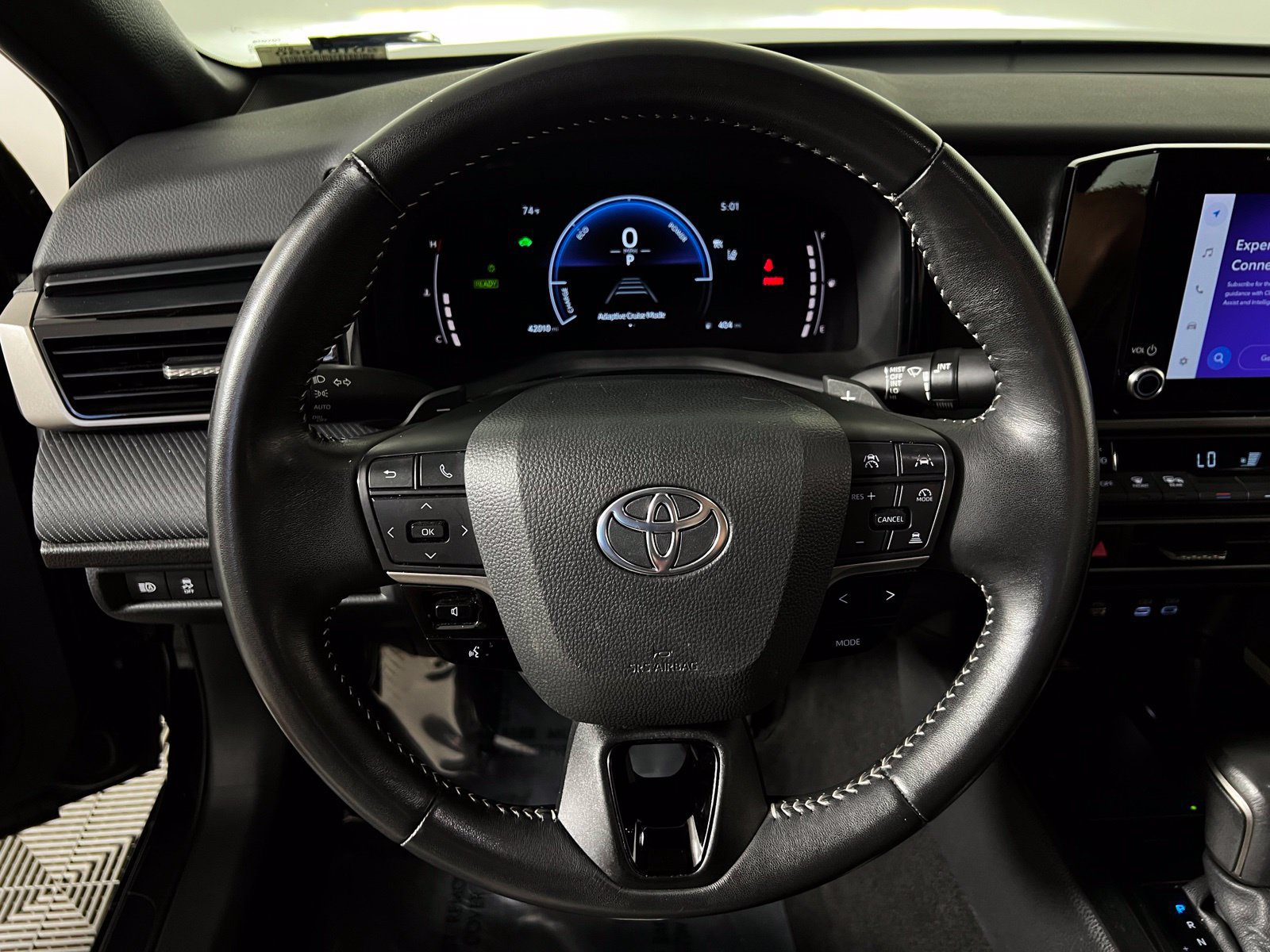 Certified 2025 Toyota Camry SE FWD image 15