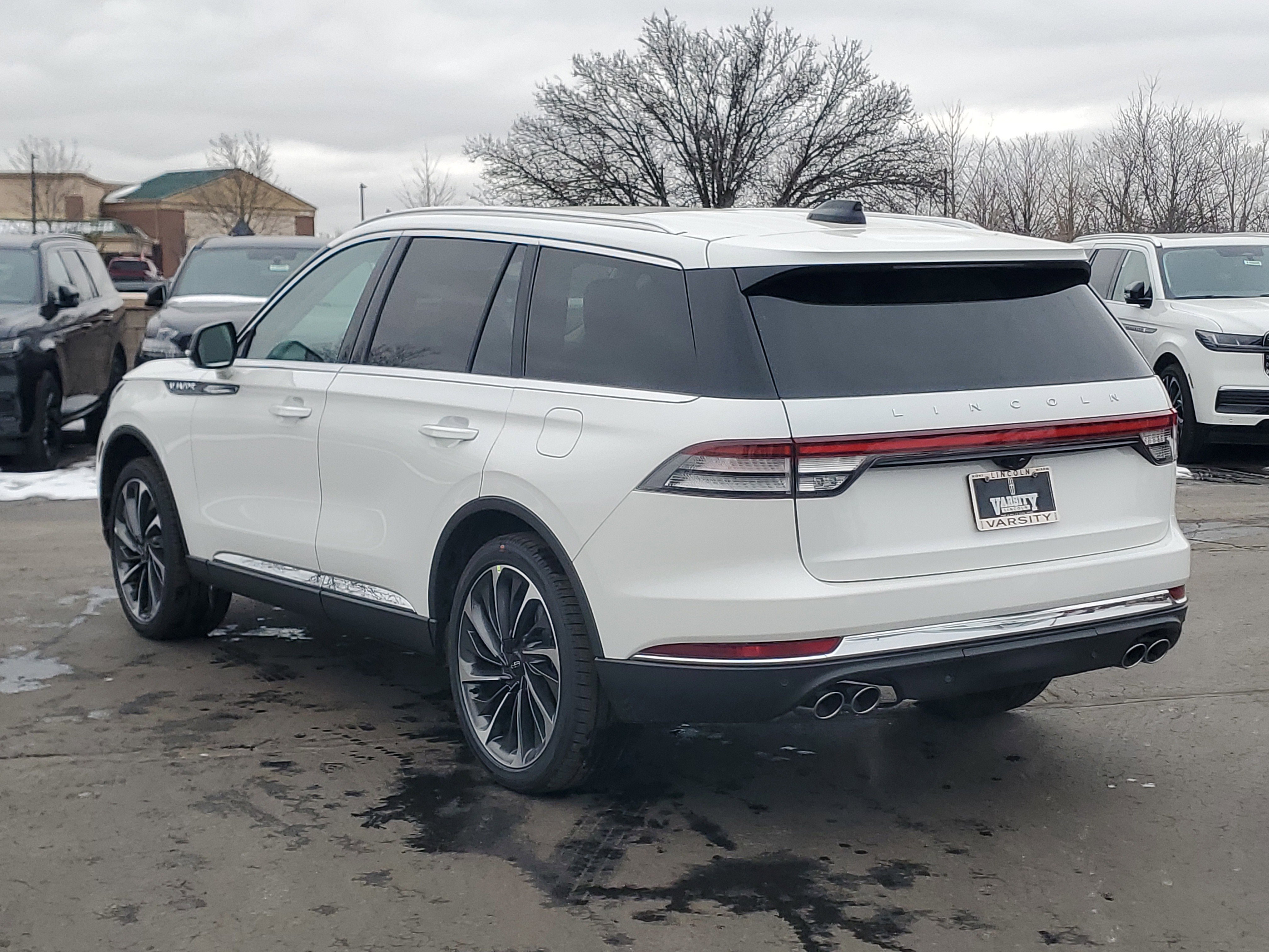 New 2026 Lincoln Aviator Reserve image 3