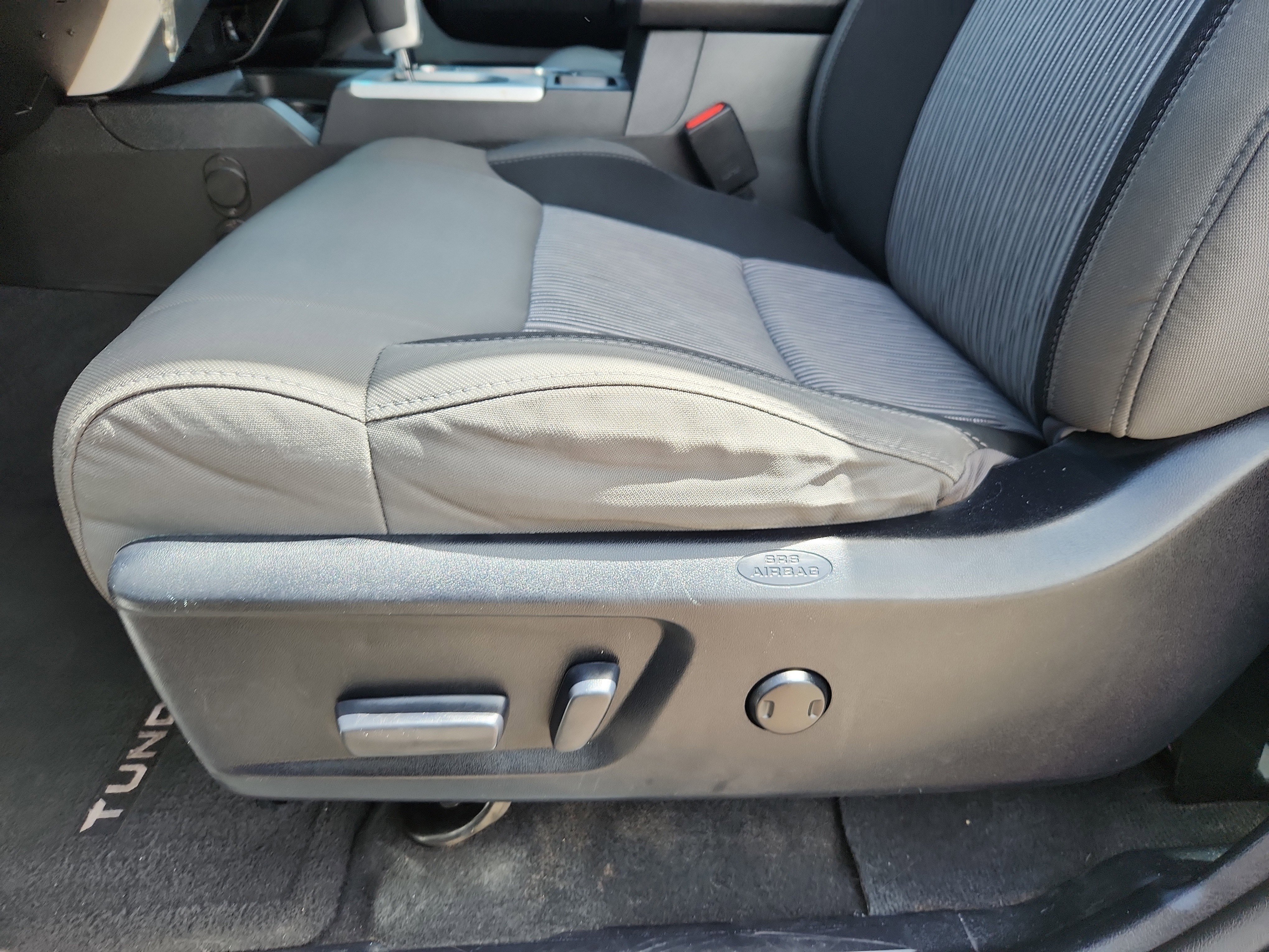 Used 2014 Toyota Tundra SR5 w/ TRD Off Road Package image 7