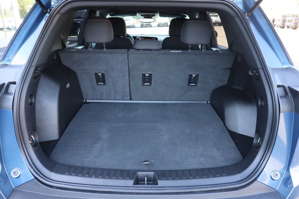 Used 2026 Chevrolet Equinox LT w/ Safety and Technology Package FWD image 21