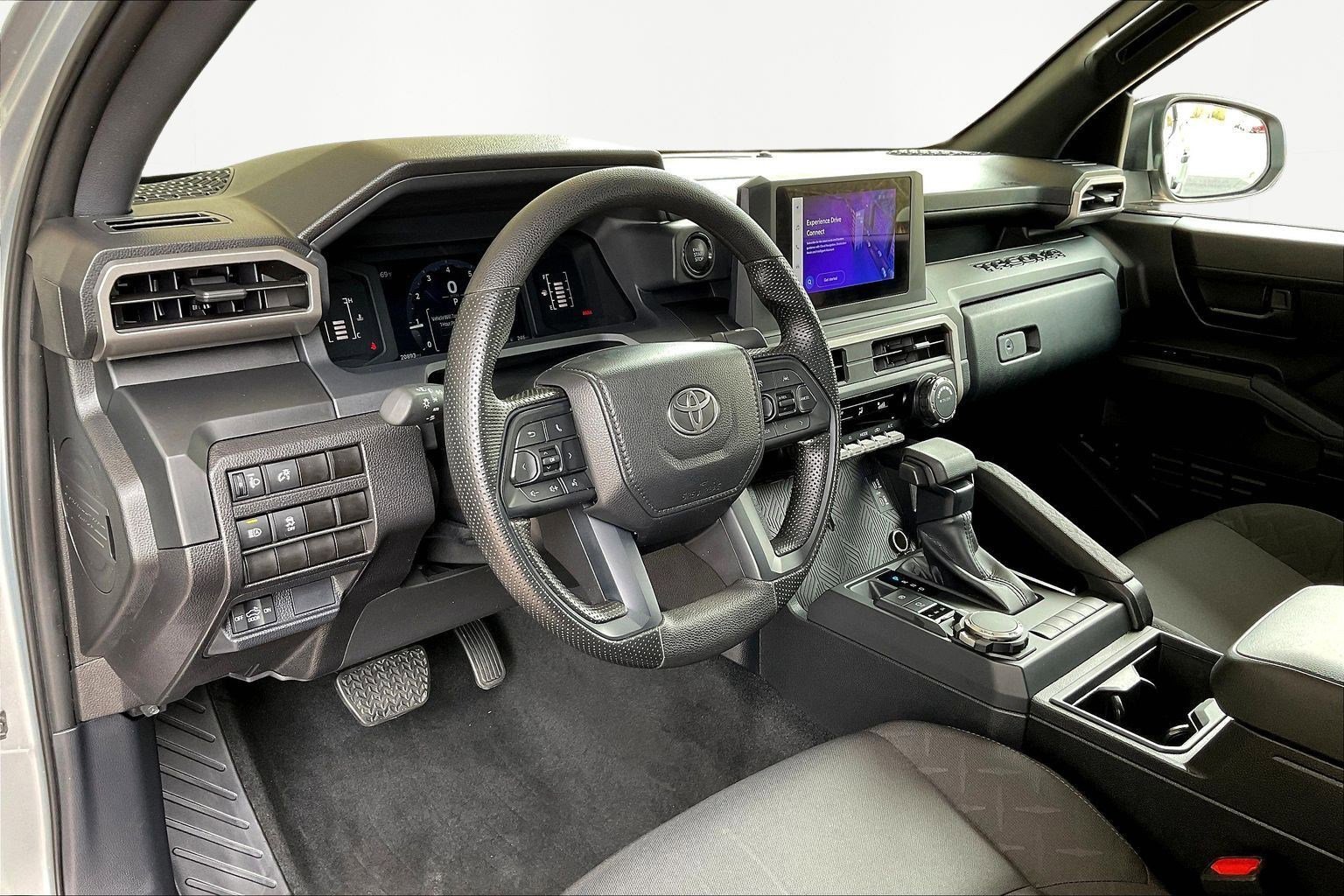 Certified 2025 Toyota Tacoma SR AWD/4WD image 17