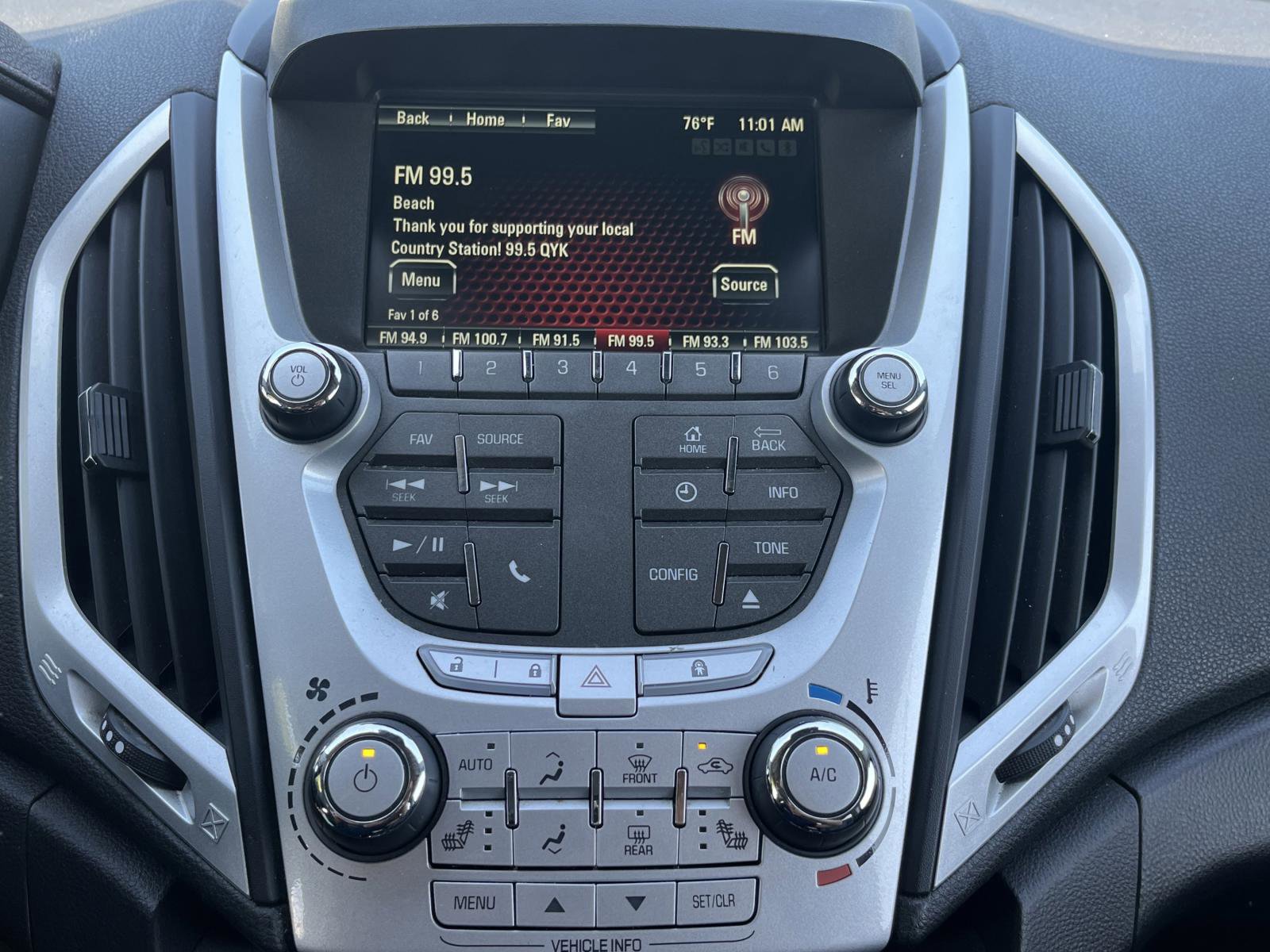 Used 2015 GMC Terrain SLT image 23