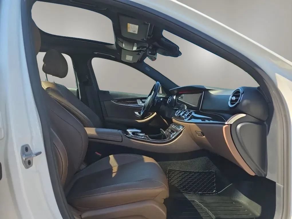 Used 2019 Mercedes-Benz E 450 4MATIC Sedan image 51