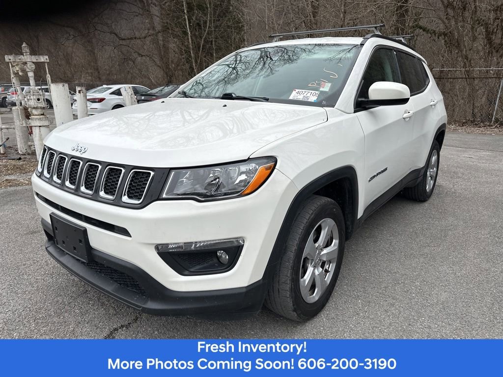 Used 2019 Jeep Compass Latitude AWD/4WD image 1