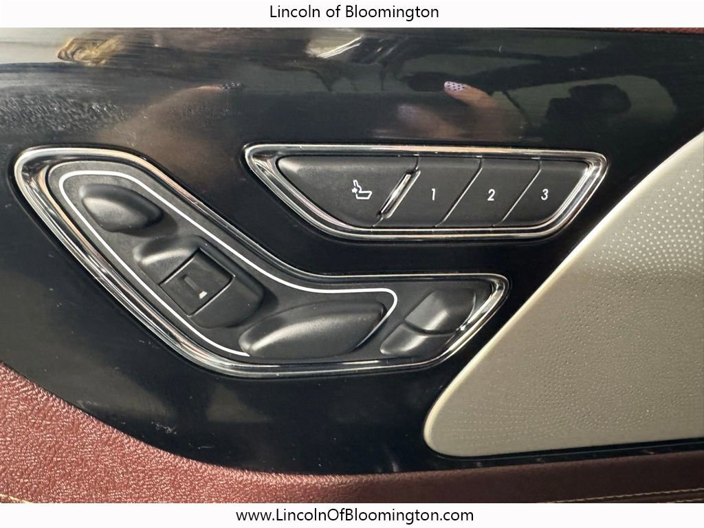 Used 2023 Lincoln Aviator Black Label w/ Dynamic Handling Package image 45