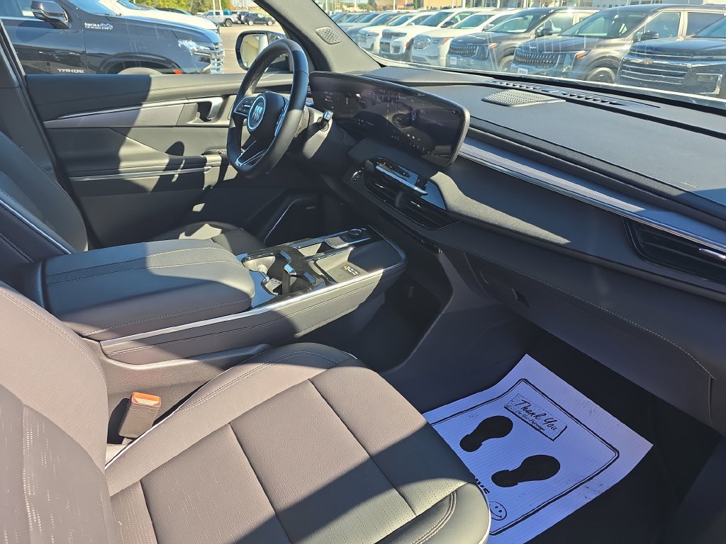 Used 2026 Buick Enclave Sport Touring FWD image 22