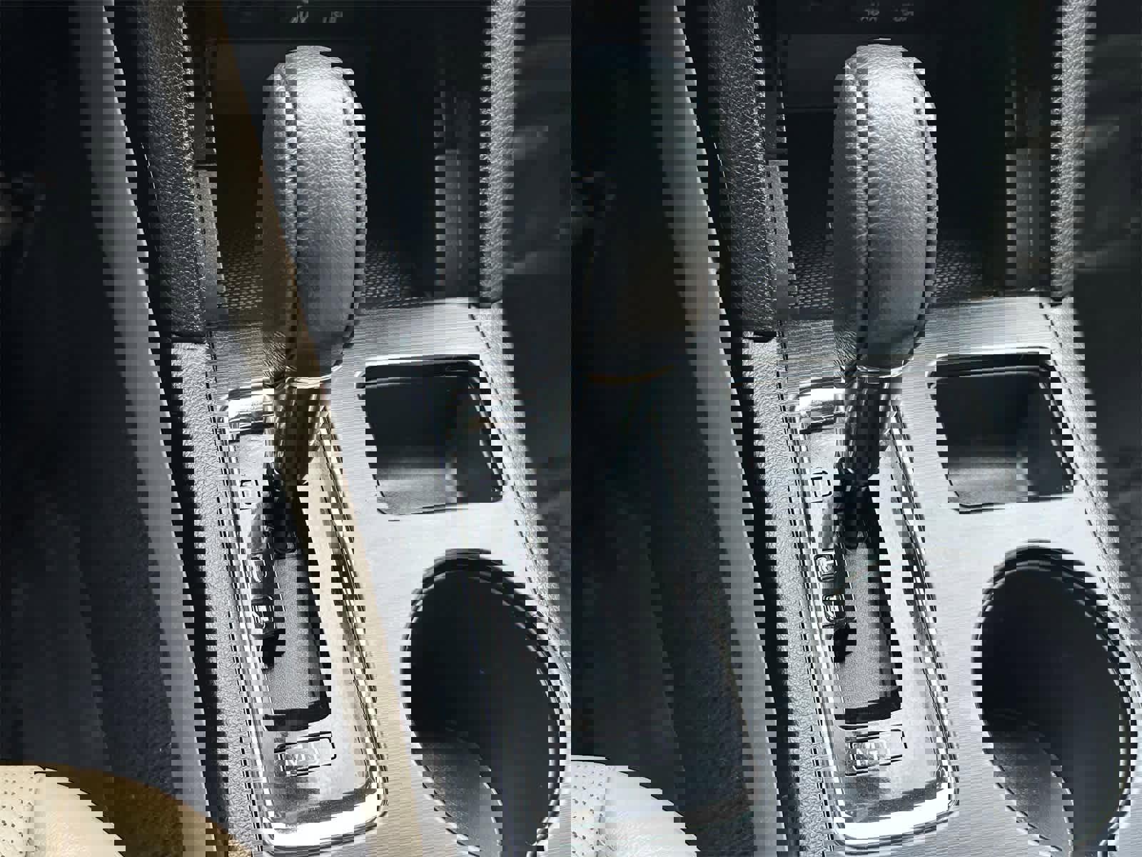 Used 2018 Subaru Legacy 3.6R Limited image 19