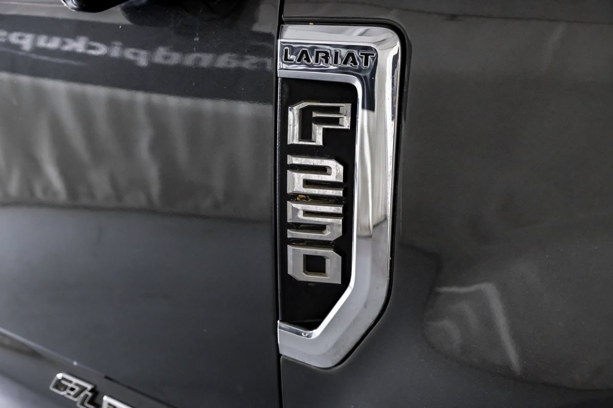 Used 2019 Ford F250 Lariat w/ Lariat Ultimate Package AWD/4WD image 44