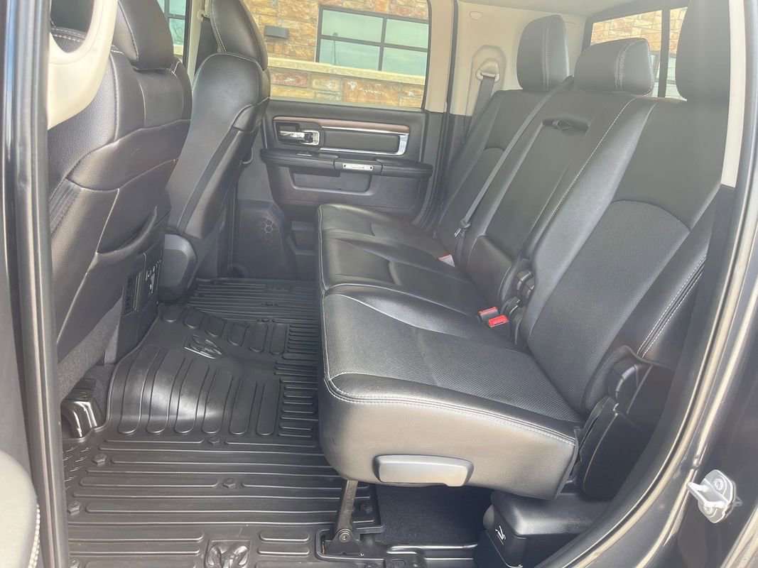Used 2017 RAM 3500 Laramie AWD/4WD image 16