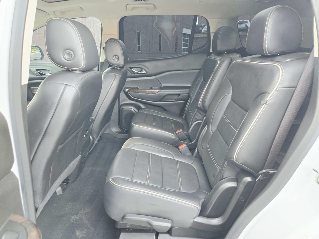 Used 2023 GMC Acadia Denali w/ Denali Ultimate Package AWD/4WD image 13