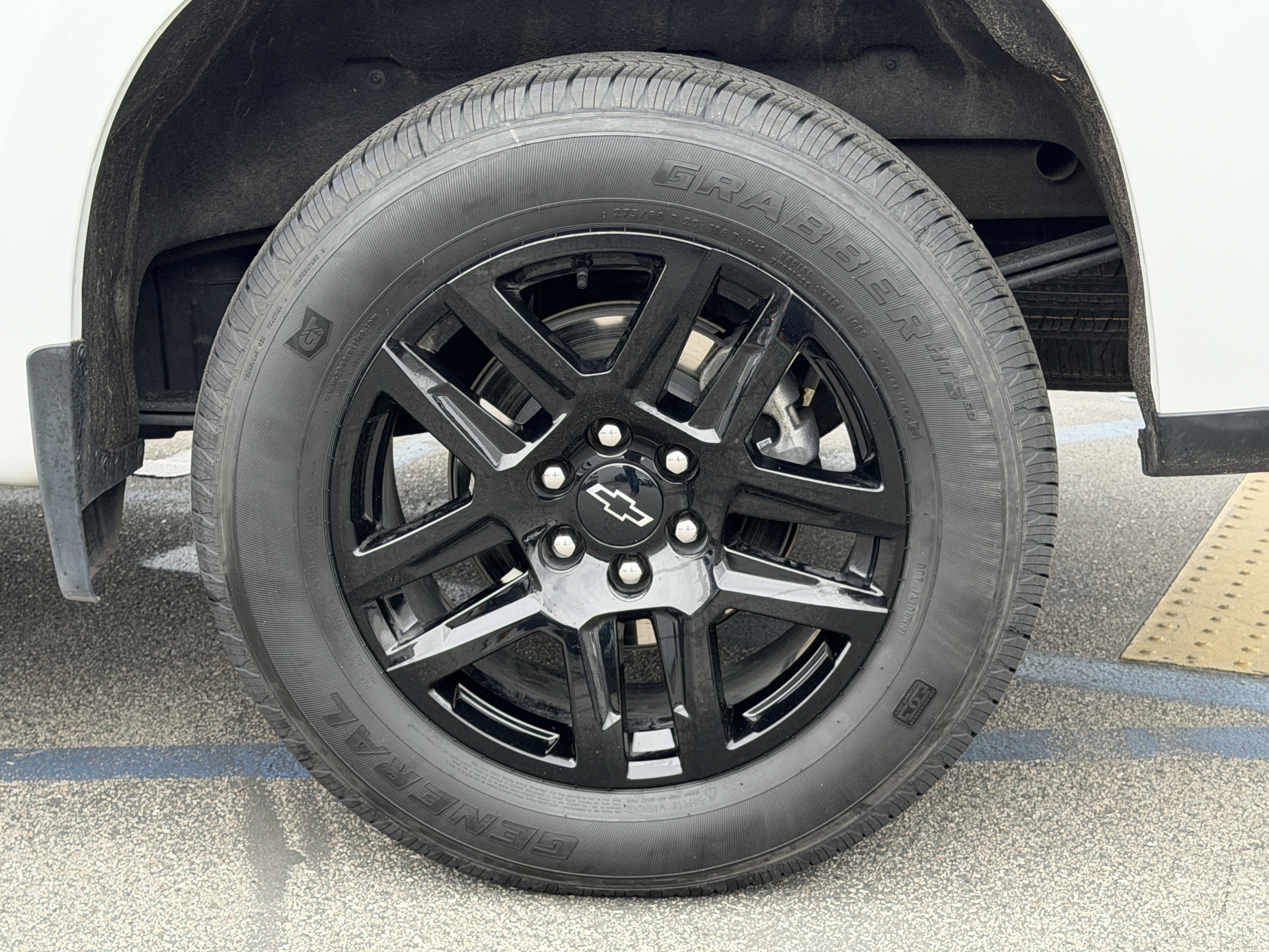 Used 2024 Chevrolet Silverado 1500 RST w/ Convenience Package II image 10