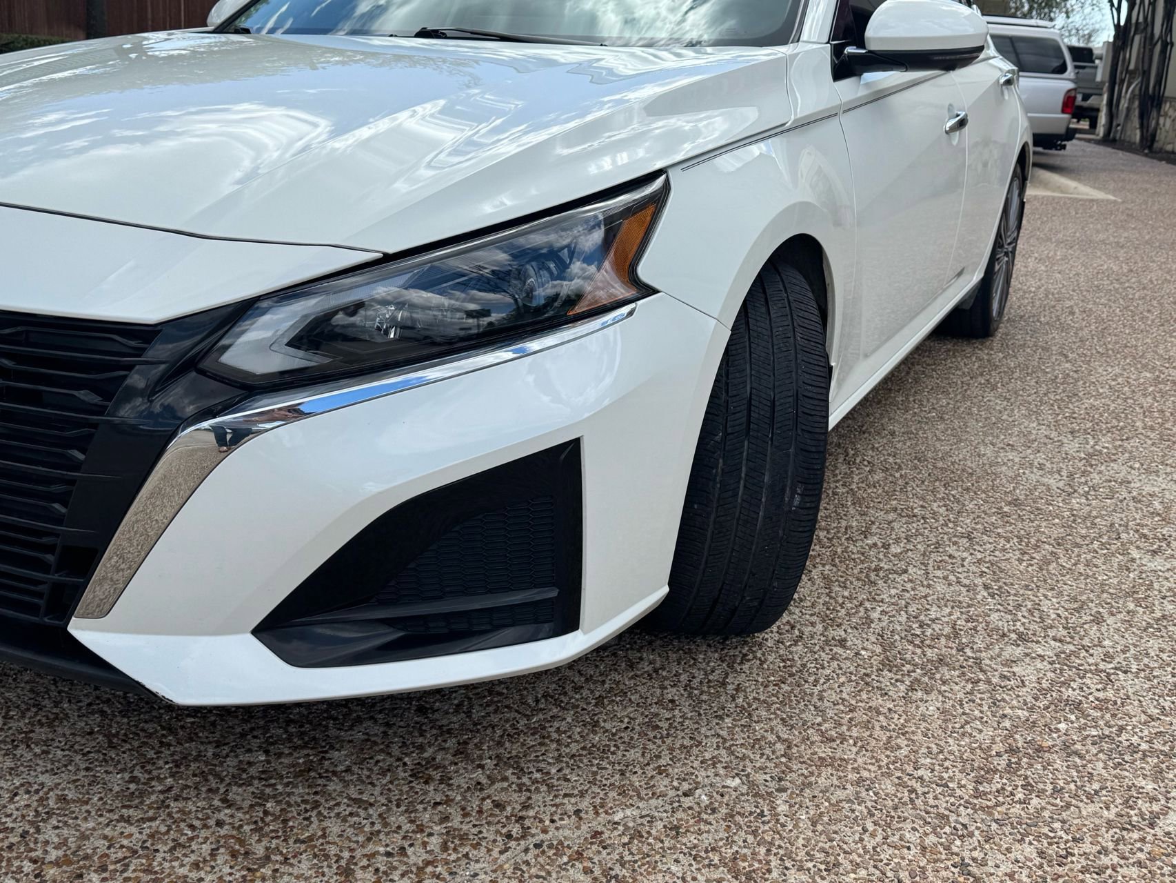 Used 2023 Nissan Altima 2.5 SL image 3