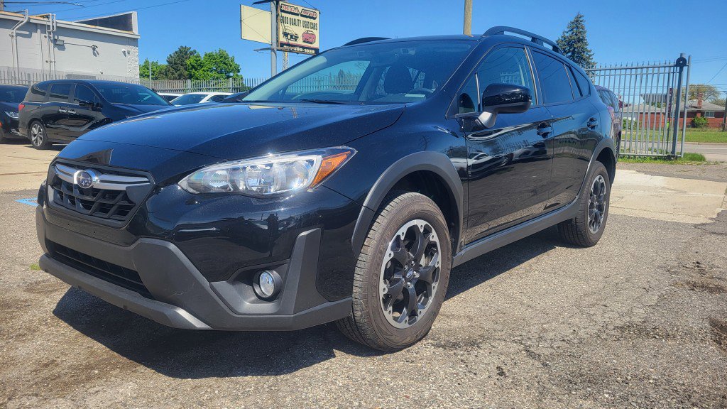 Used 2023 Subaru Crosstrek 2.0i Premium image 5