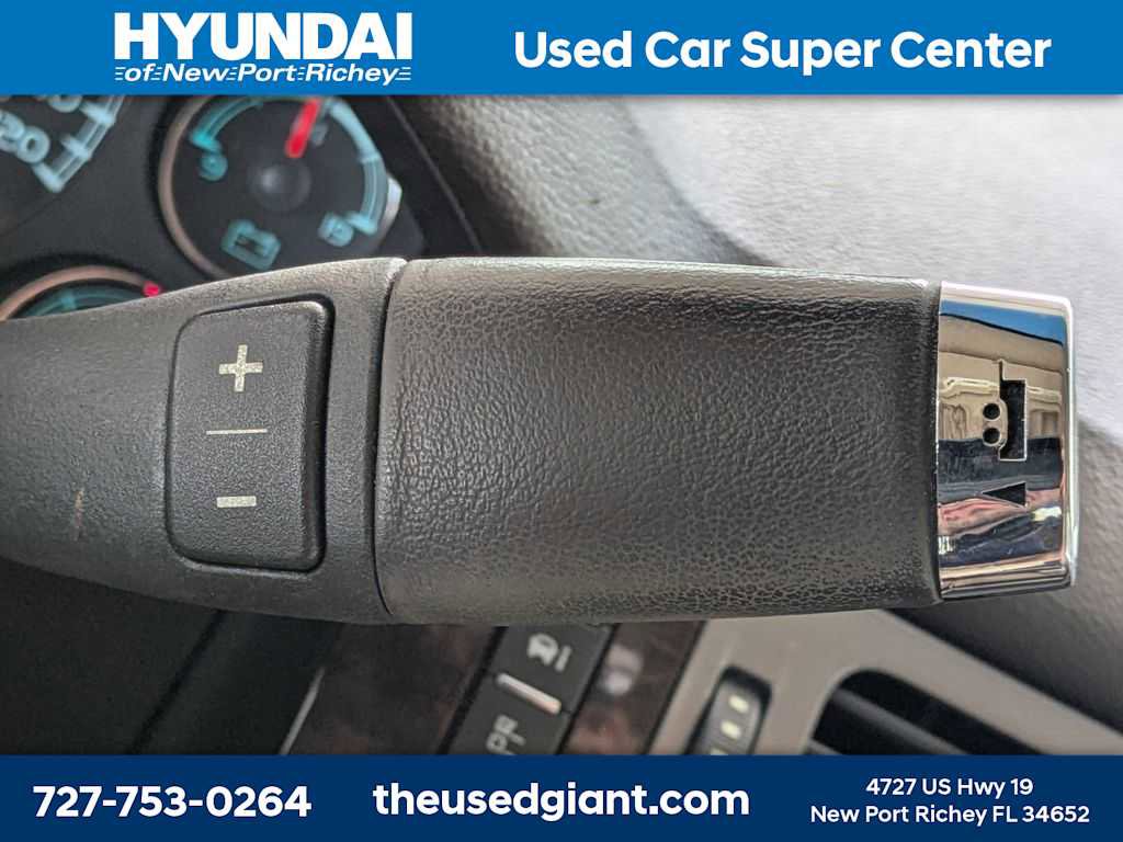 Used 2013 GMC Yukon XL Denali RWD image 38