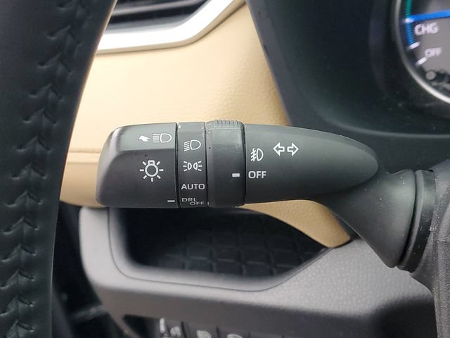 Used 2022 Toyota RAV4 XLE Premium AWD/4WD image 20