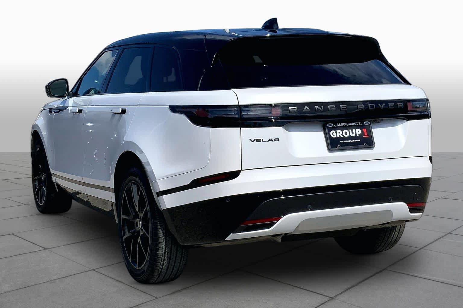 Used 2026 Land Rover Range Rover Velar Dynamic SE AWD/4WD image 11