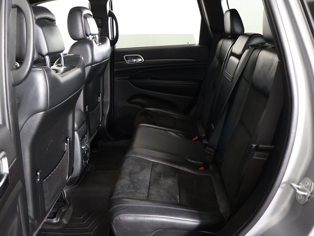 Used 2017 Jeep Grand Cherokee Altitude image 34