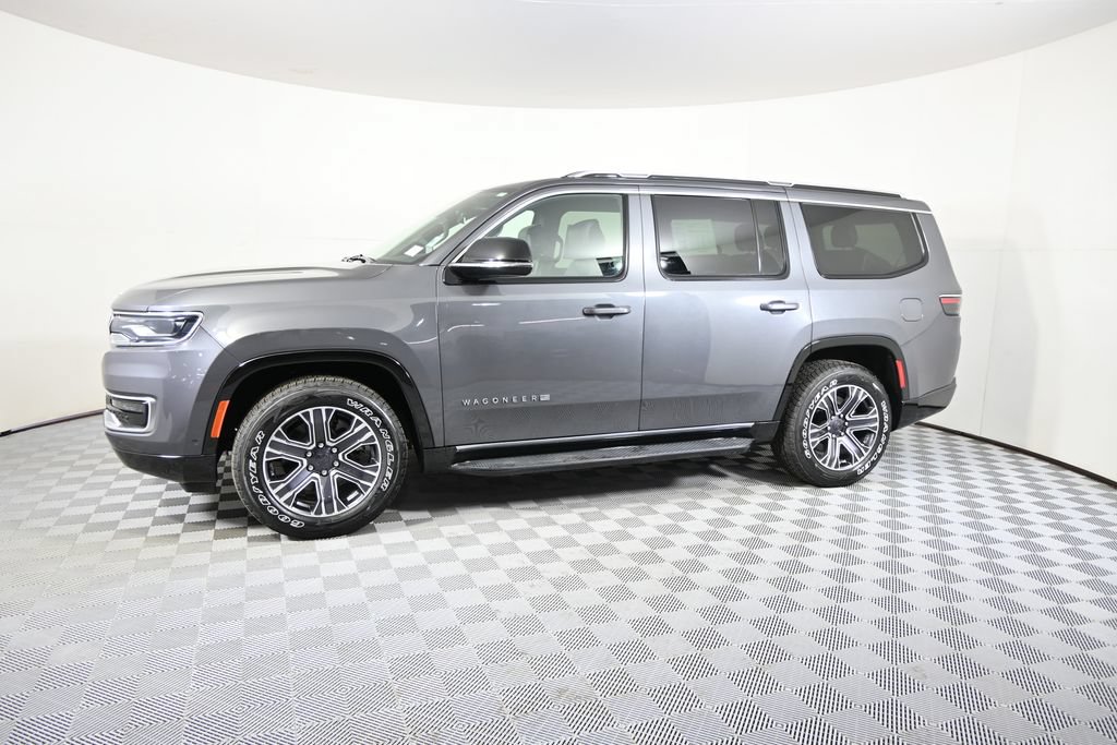 Used 2024 Jeep Wagoneer Series II w/ Flexible Seating Group AWD/4WD image 2