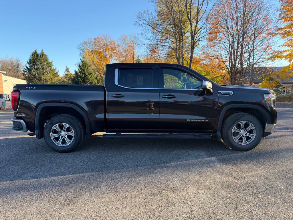 Used 2020 GMC Sierra 1500 SLE w/ SLE Value Package AWD/4WD image 4