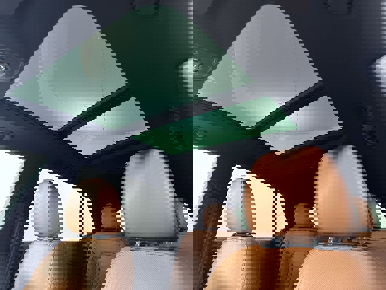 Used 2025 Audi Q8 Prestige image 25