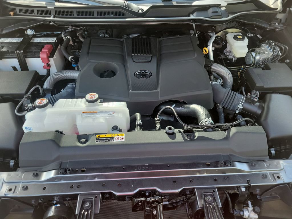 Used 2025 Toyota Tundra Limited image 36