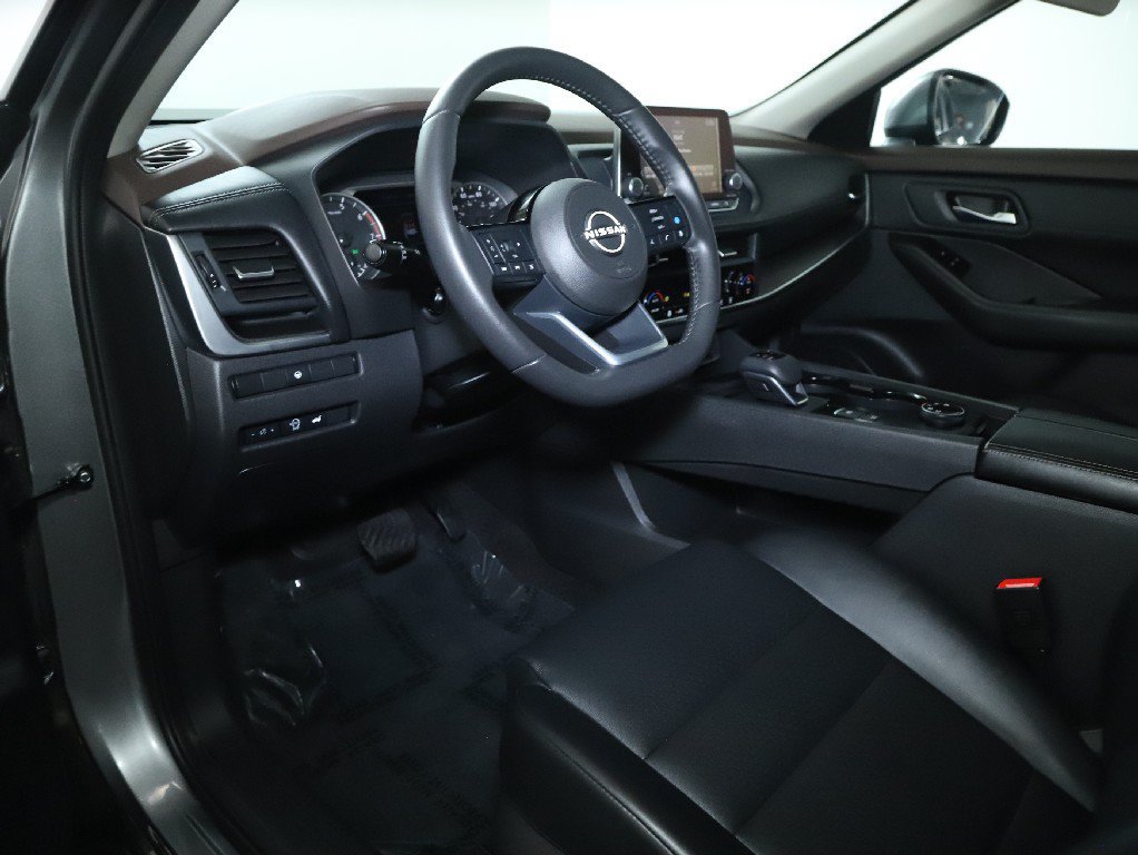 Certified 2023 Nissan Rogue SV w/ SV Premium B Package AWD/4WD image 20