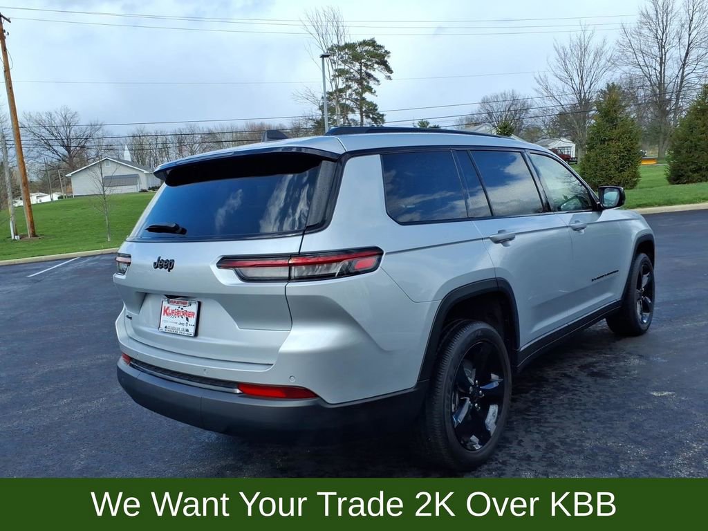 Used 2024 Jeep Grand Cherokee L Altitude image 6