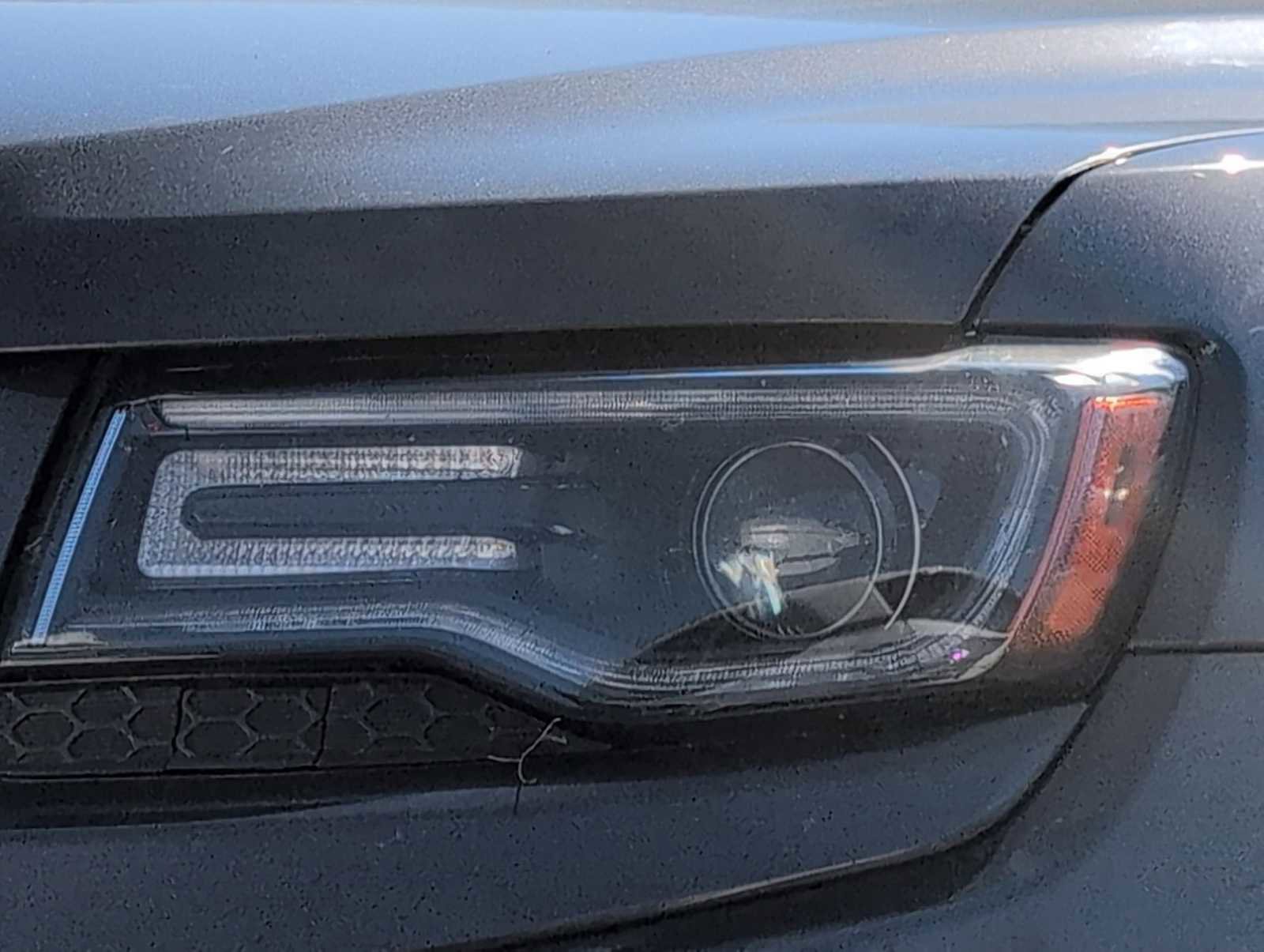 Used 2015 Jeep Grand Cherokee Limited image 11