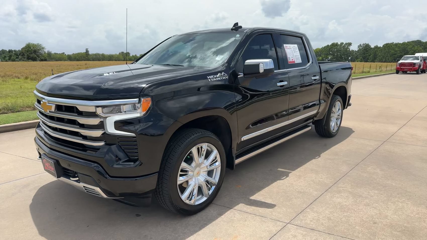 Used 2026 Chevrolet Silverado 1500 High Country AWD/4WD image 5