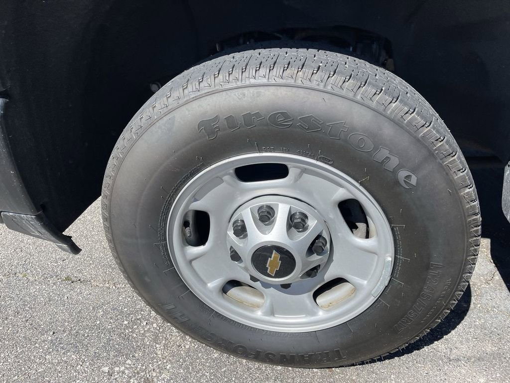 Used 2024 Chevrolet Silverado 2500 W/T w/ WT Fleet Convenience Package AWD/4WD image 2