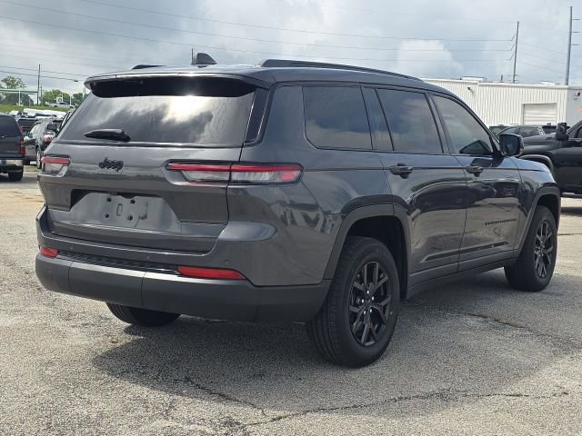Used 2025 Jeep Grand Cherokee L Altitude RWD image 5