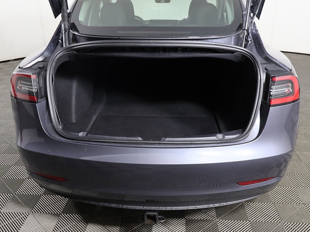 Used 2023 Tesla Model 3 Standard Range image 16